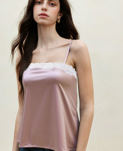 Lace-trimmed Strap Vest Close-fitting Inner Layer And A Boldly Individual Bandeau Design
